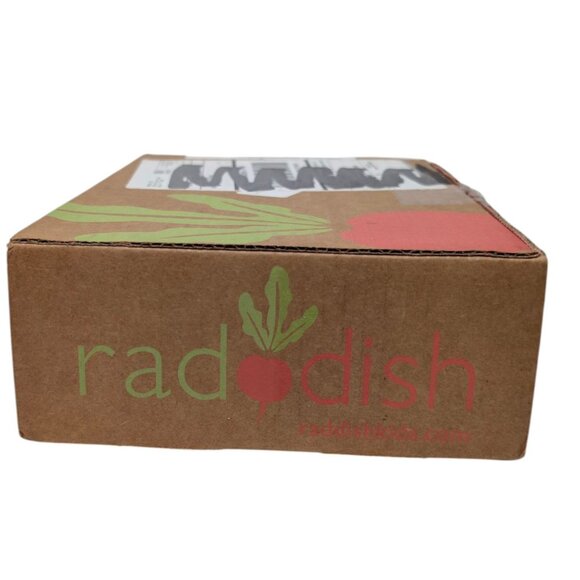 Raddish Kids Spring Picnic Bench Scraper Set Aqua Green Plastic Recipes Patch - Picture 9 of 11